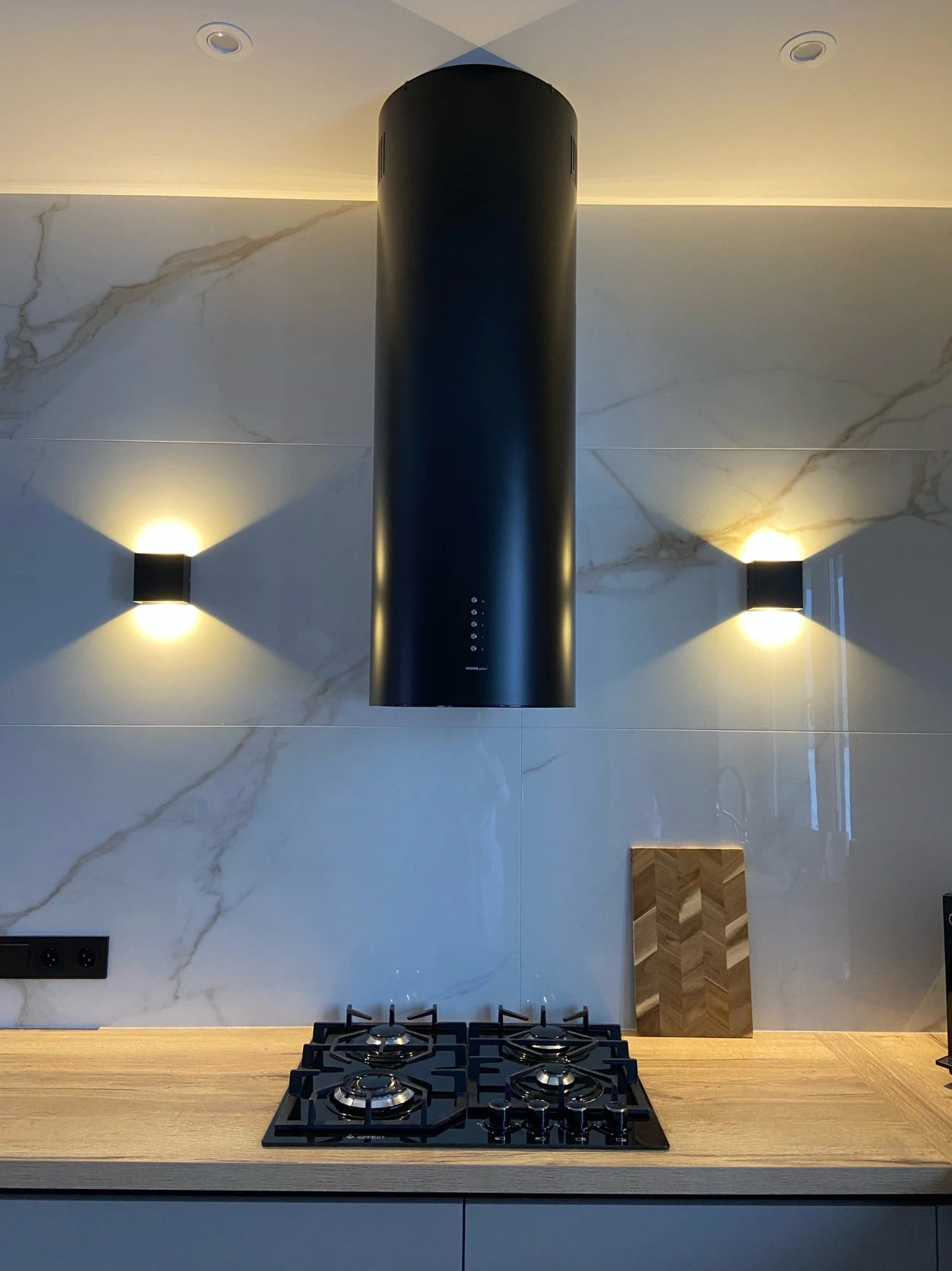 Lampara Led Cubo Negro, Luz Cálida
