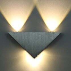 Lampara Led Triangulo Luz Cálida